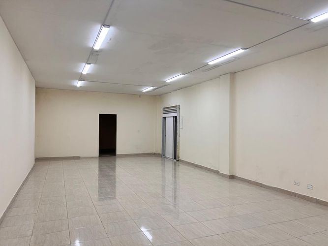 Local en arriendo en Cristales, Cali, 268 m² · foto 2 de 10