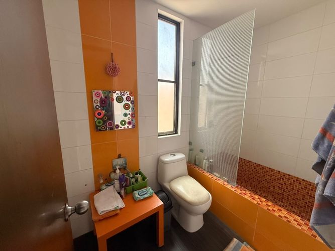 Casa de 3 alcobas en venta en El Castillo, Jamundí, 224 m² · foto 6 de 24