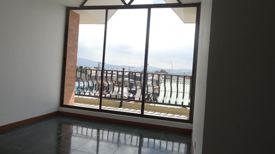 Local en arriendo en Cota, 100 m² · foto 3 de 17