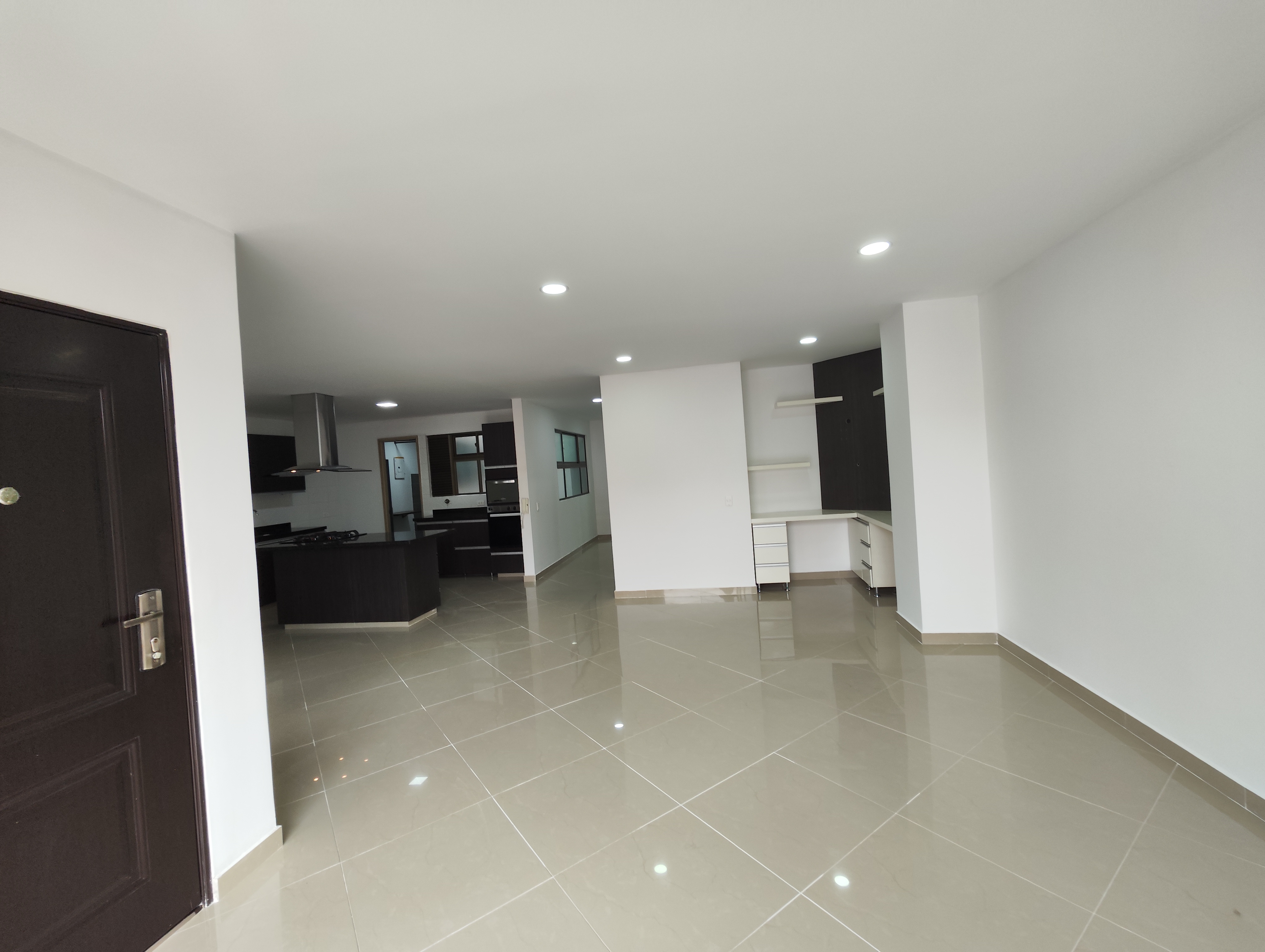 Apartamento en arriendo en La Castellana, Medellín · foto 7 de 20
