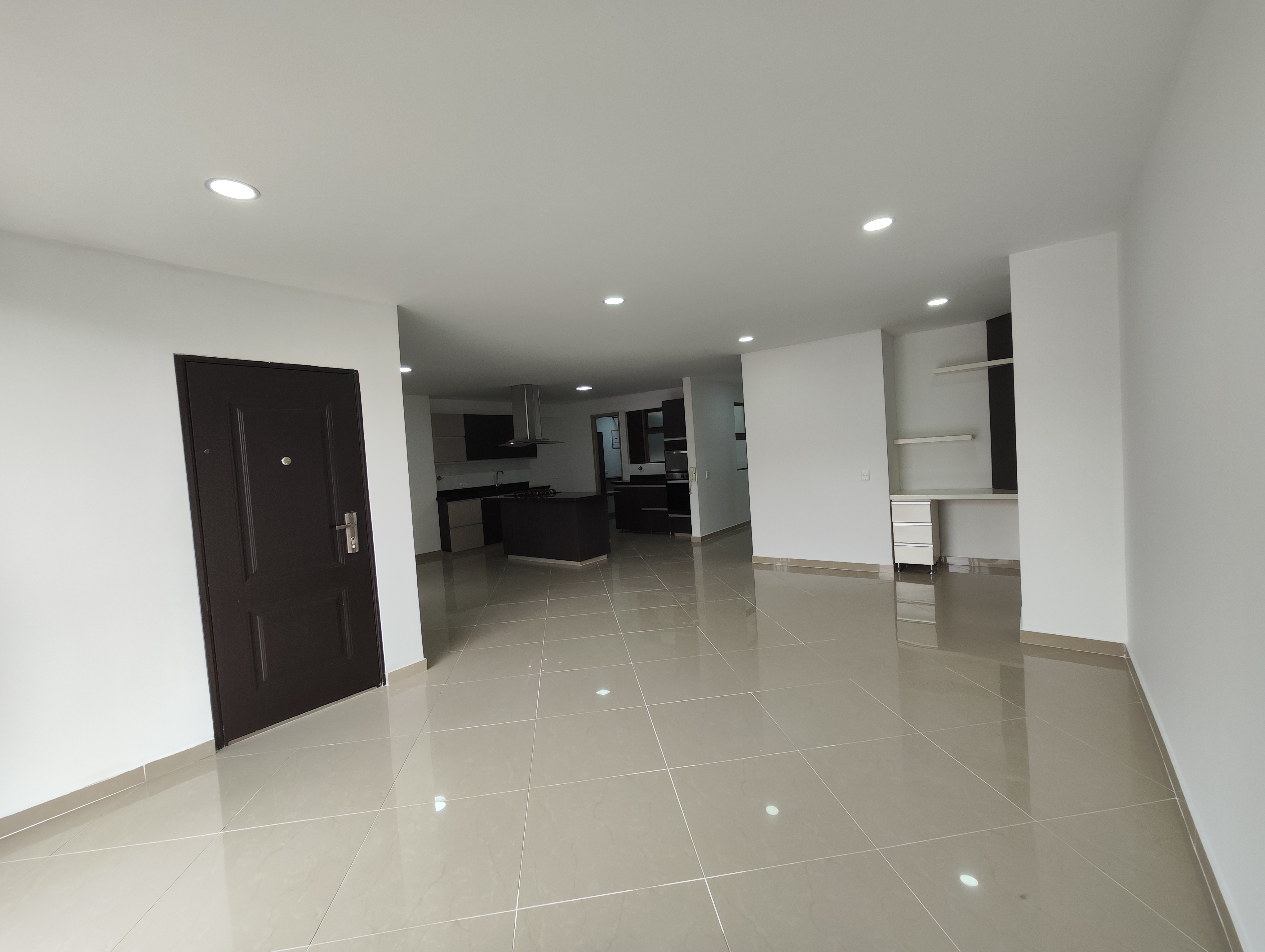 Apartamento en arriendo en La Castellana, Medellín · foto 8 de 20