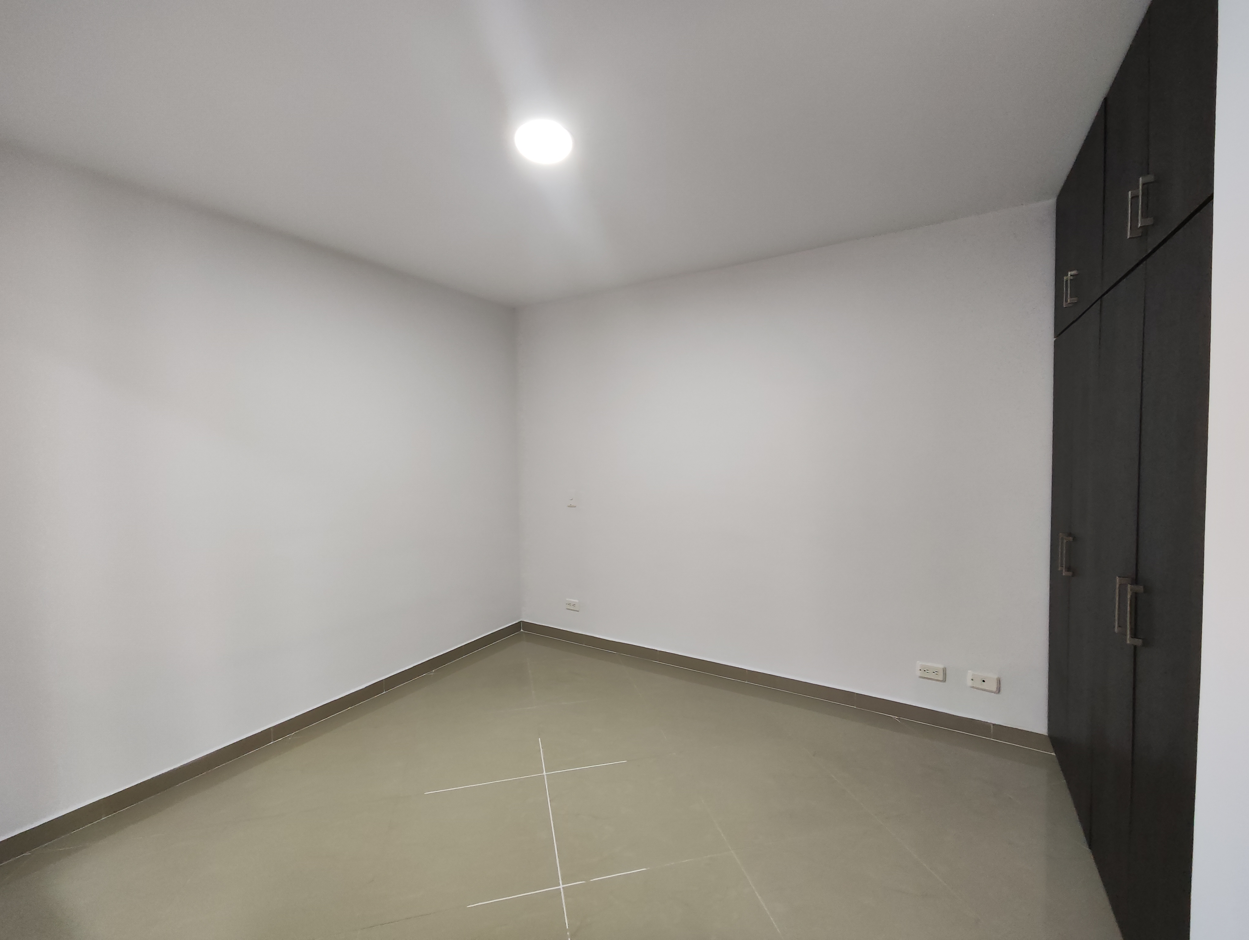 Apartamento en arriendo en La Castellana, Medellín · foto 16 de 20