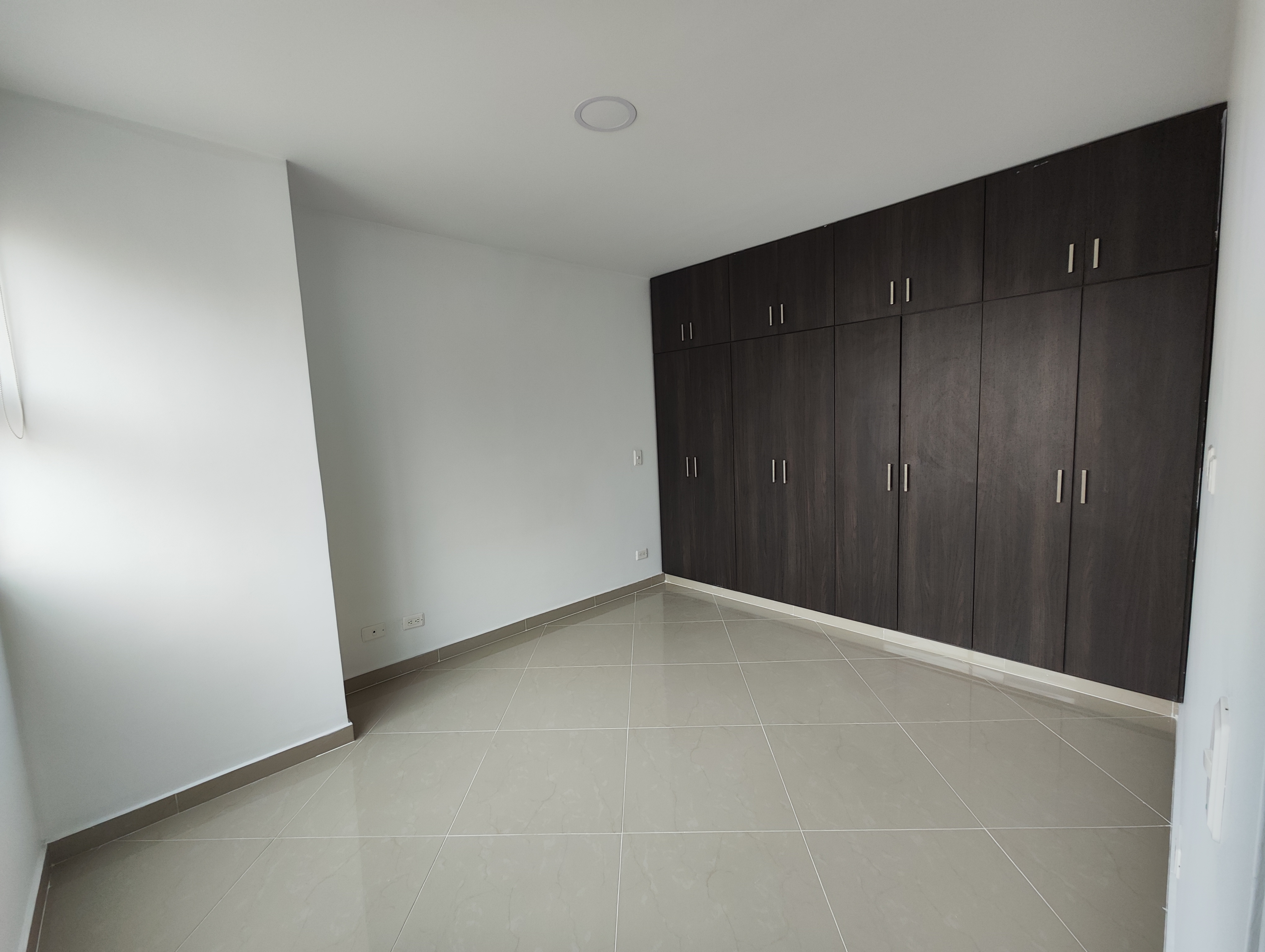 Apartamento en arriendo en La Castellana, Medellín · foto 18 de 20