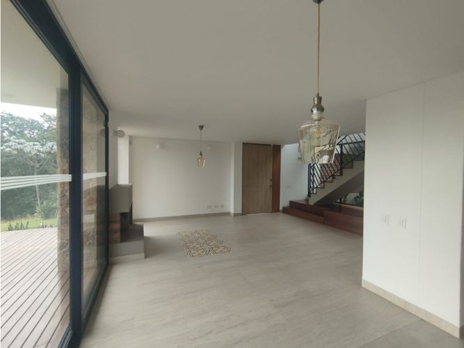 Casa de 5 alcobas en venta en Lomitas, La Ceja, 309 m² · foto 18 de 24