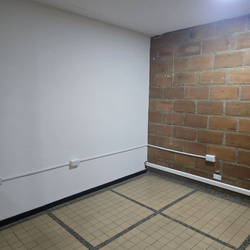 Bodega en arriendo en El Chagualo, Medellín, 500 m² · foto 9 de 9