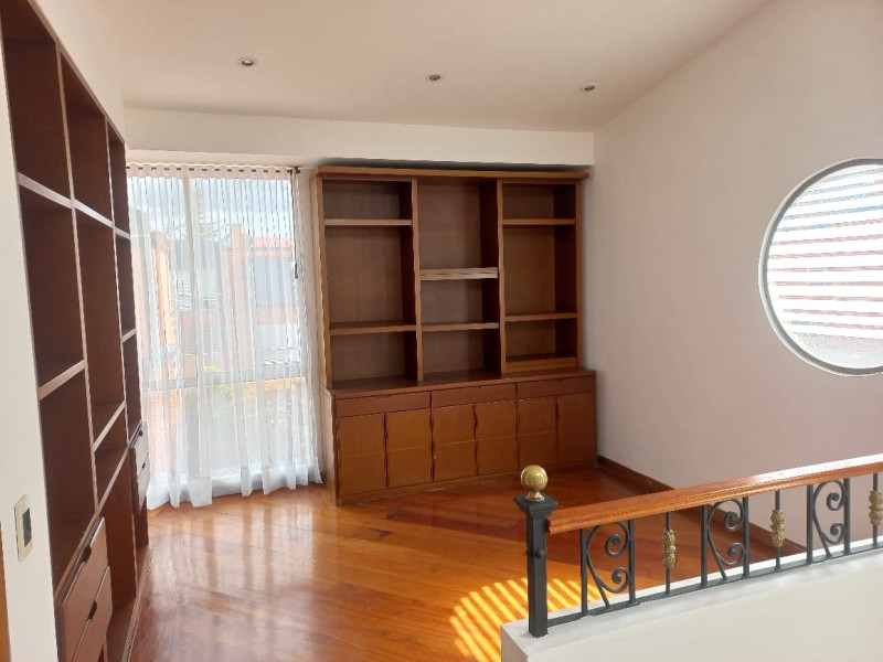Casa en venta en Iberia, Bogotá · foto 6 de 24