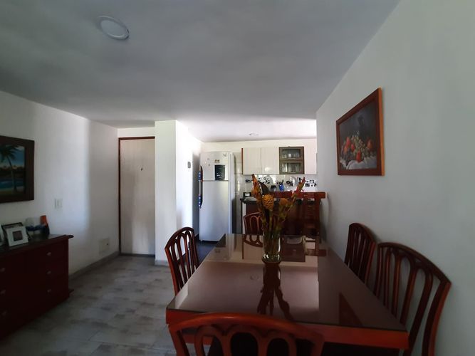 Apartamento de 3 alcobas en venta en Colasania, Medellín, 75 m² · foto 5 de 24