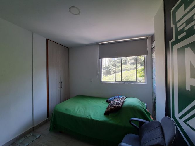 Apartamento de 3 alcobas en venta en Colasania, Medellín, 75 m² · foto 6 de 24