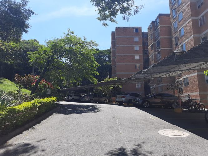 Apartamento de 3 alcobas en venta en Colasania, Medellín, 75 m² · foto 16 de 24