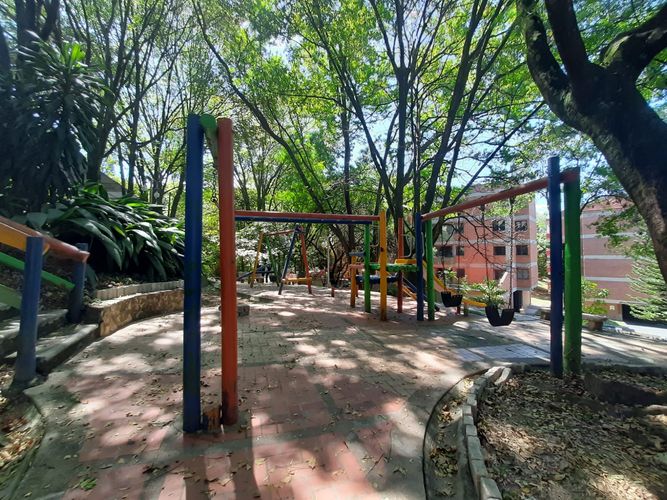 Apartamento de 3 alcobas en venta en Colasania, Medellín, 75 m² · foto 22 de 24
