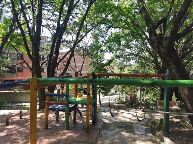 Apartamento de 3 alcobas en venta en Colasania, Medellín, 75 m² · foto 23 de 24