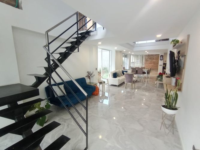Casa de 4 alcobas en venta en Las Mercedes, Jamundí, 73 m² · foto 6 de 24