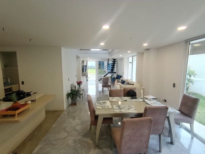 Casa de 4 alcobas en venta en Las Mercedes, Jamundí, 73 m² · foto 11 de 24