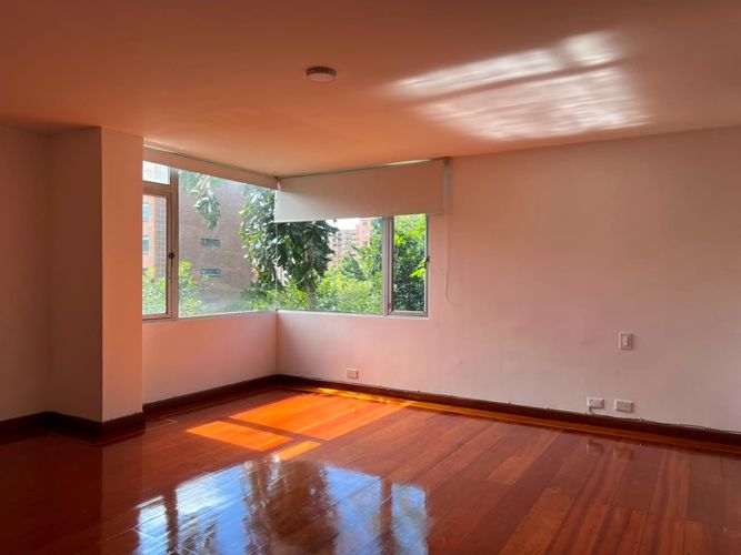 Apartamento de 3 alcobas en venta en El Poblado, Medellín, 230 m² · foto 13 de 20