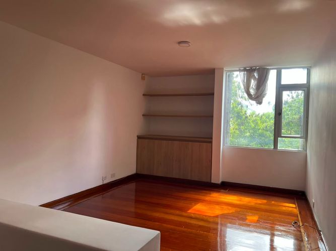 Apartamento de 3 alcobas en venta en El Poblado, Medellín, 230 m² · foto 15 de 20