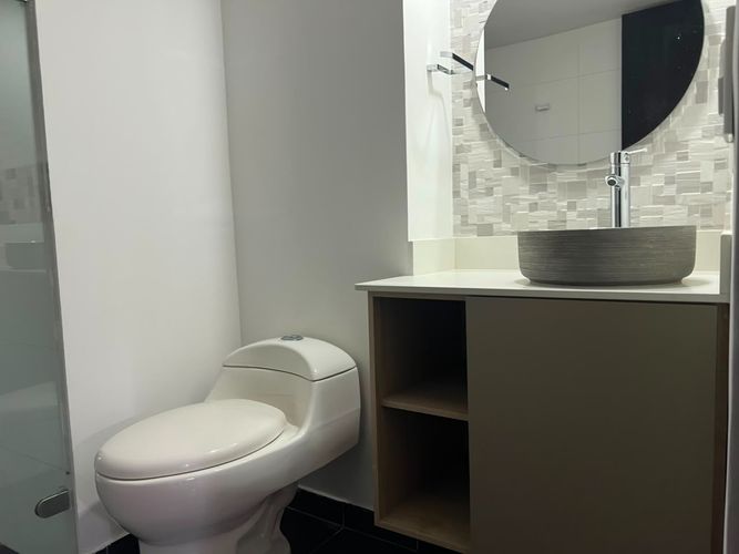 Apartamento de 3 alcobas en venta en El Poblado, Medellín, 230 m² · foto 19 de 20