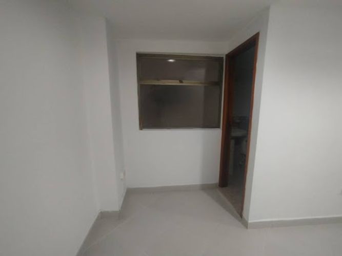 Oficina en arriendo en Entreamigos, Sabaneta, 16 m² · foto 3 de 11