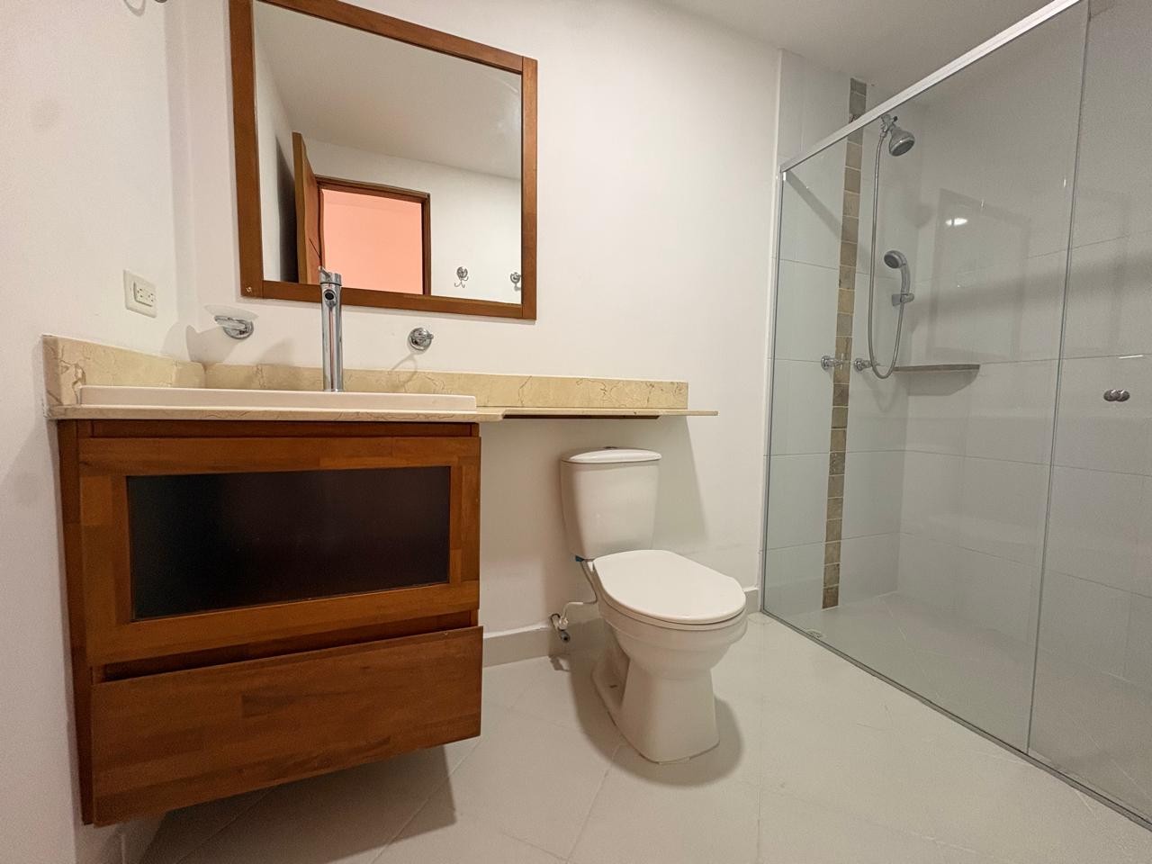 Apartamento en venta en Vegas De La Doctora, Sabaneta · foto 13 de 15