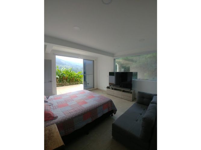 Finca en venta en El Salado, Envigado, 380 m² · foto 7 de 24