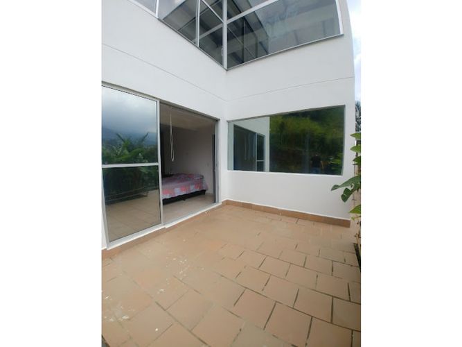 Finca en venta en El Salado, Envigado, 380 m² · foto 11 de 24