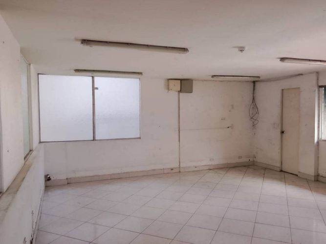 Bodega en arriendo en Colombia, Medellín, 310 m² · foto 13 de 13