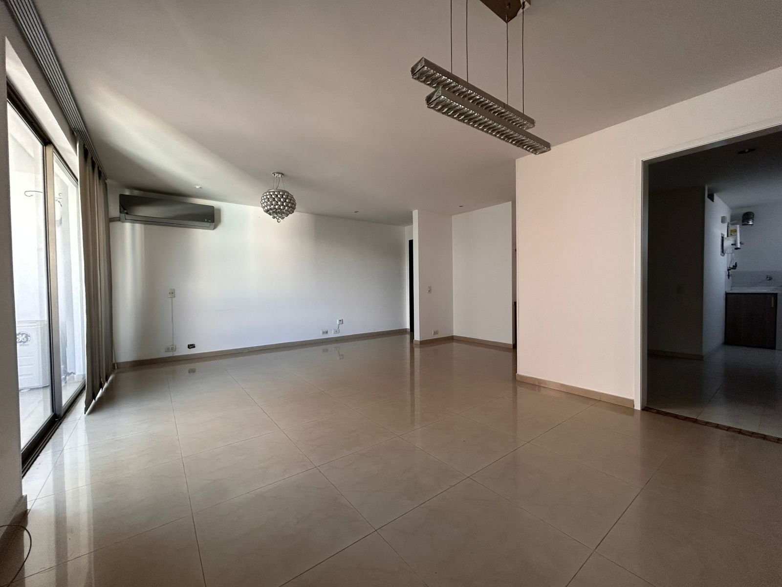 Apartamento en venta en El Ingenio, Cali · foto 5 de 24