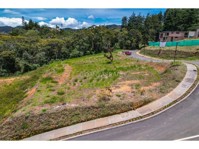 Lote en venta en El Tablazo, Rionegro, 3630 m² · foto 4 de 10