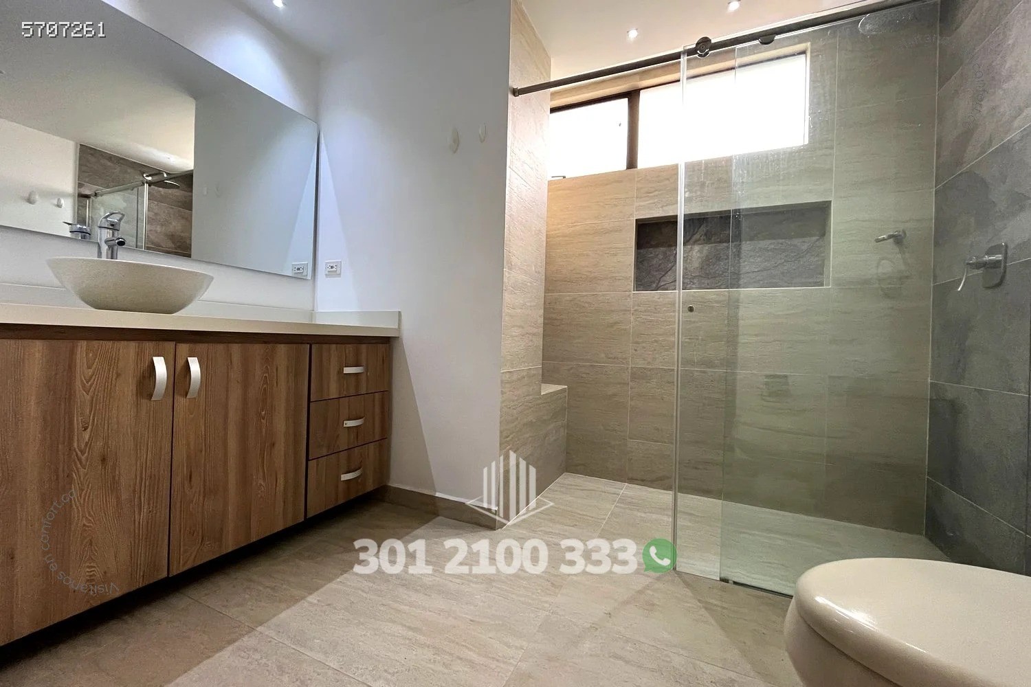 Apartamento en arriendo en Castropol, Medellín · foto 18 de 24
