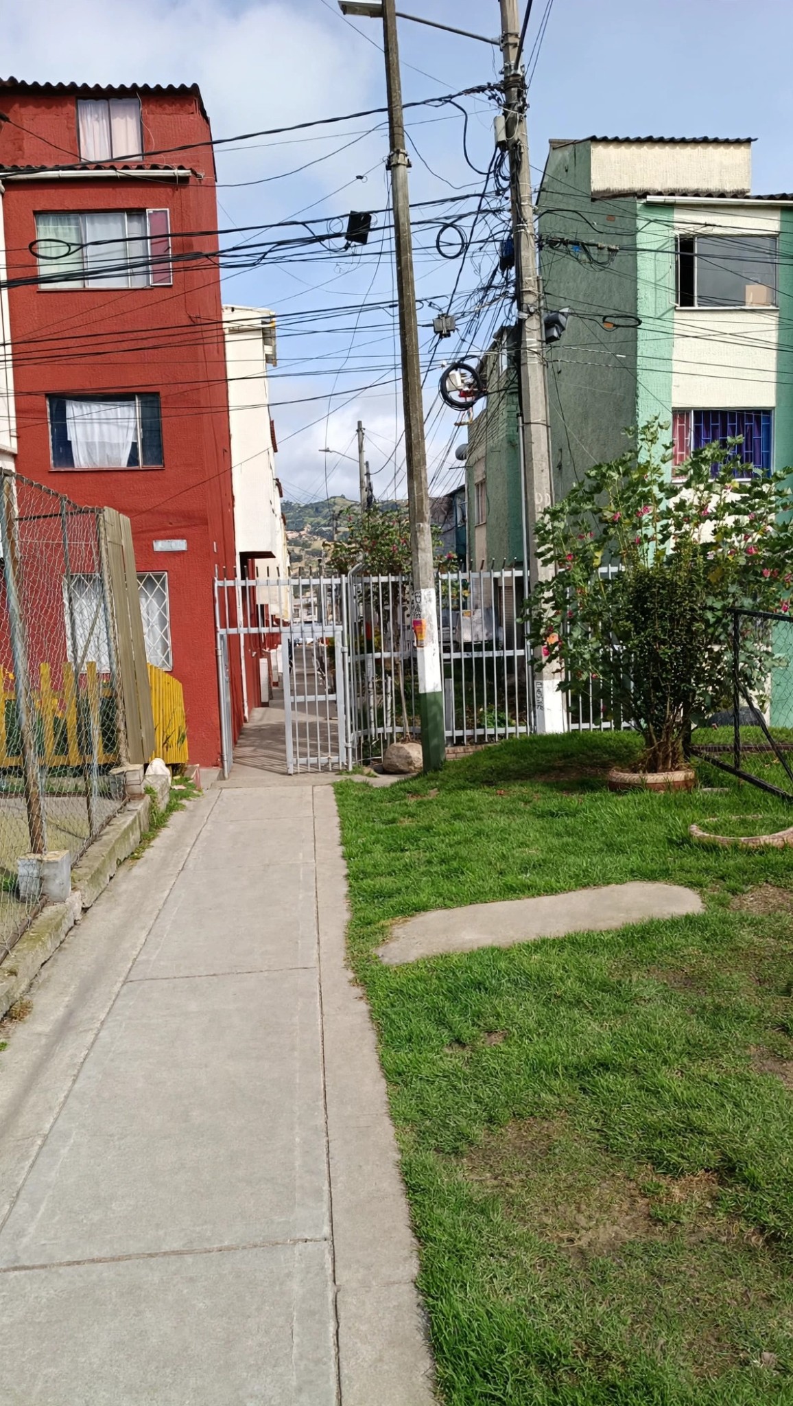Apartamento en venta en Gran Yomasa, Bogotá · foto 3 de 18