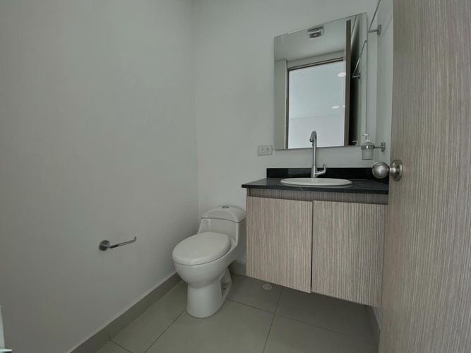 Oficina en venta en Aliadas Del Sur, Sabaneta, 37 m² · foto 5 de 5