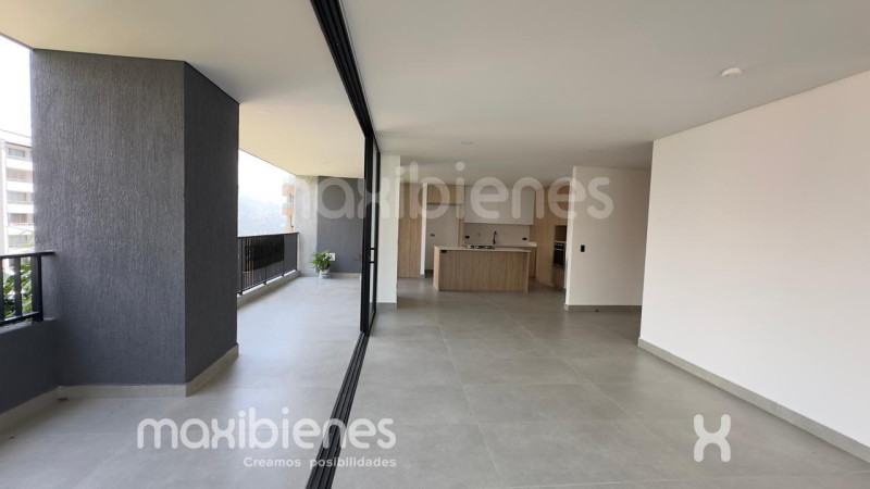 Apartamento en arriendo en Castropol, Medellín · foto 8 de 24