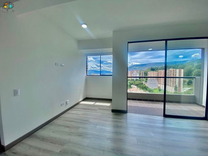 Apartamento de 2 alcobas en arriendo en Asomadera No.2, Medellín, 64 m² · foto 9 de 19