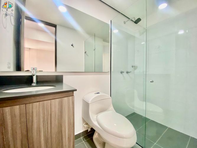Apartamento de 2 alcobas en arriendo en Asomadera No.2, Medellín, 64 m² · foto 15 de 19