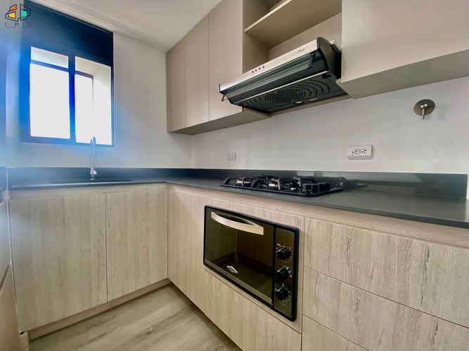 Apartamento de 2 alcobas en arriendo en Asomadera No.2, Medellín, 64 m² · foto 3 de 19