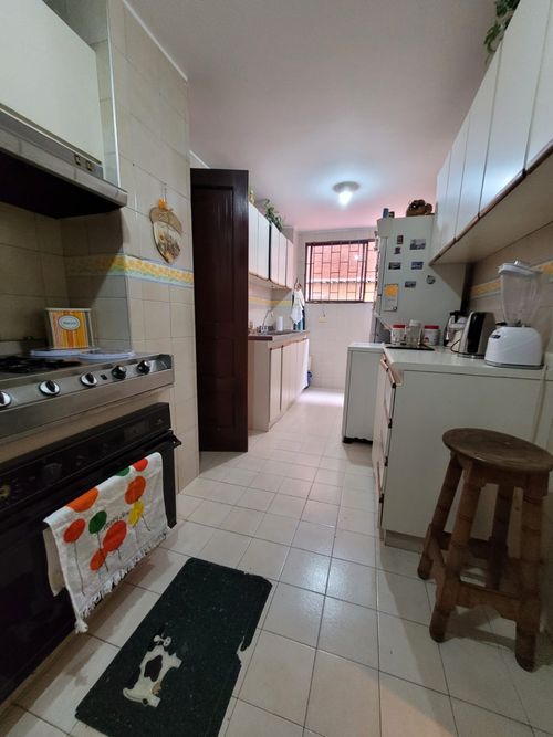 Apartamento en venta en Santa Barbara Occidental, Bogotá · foto 2 de 7