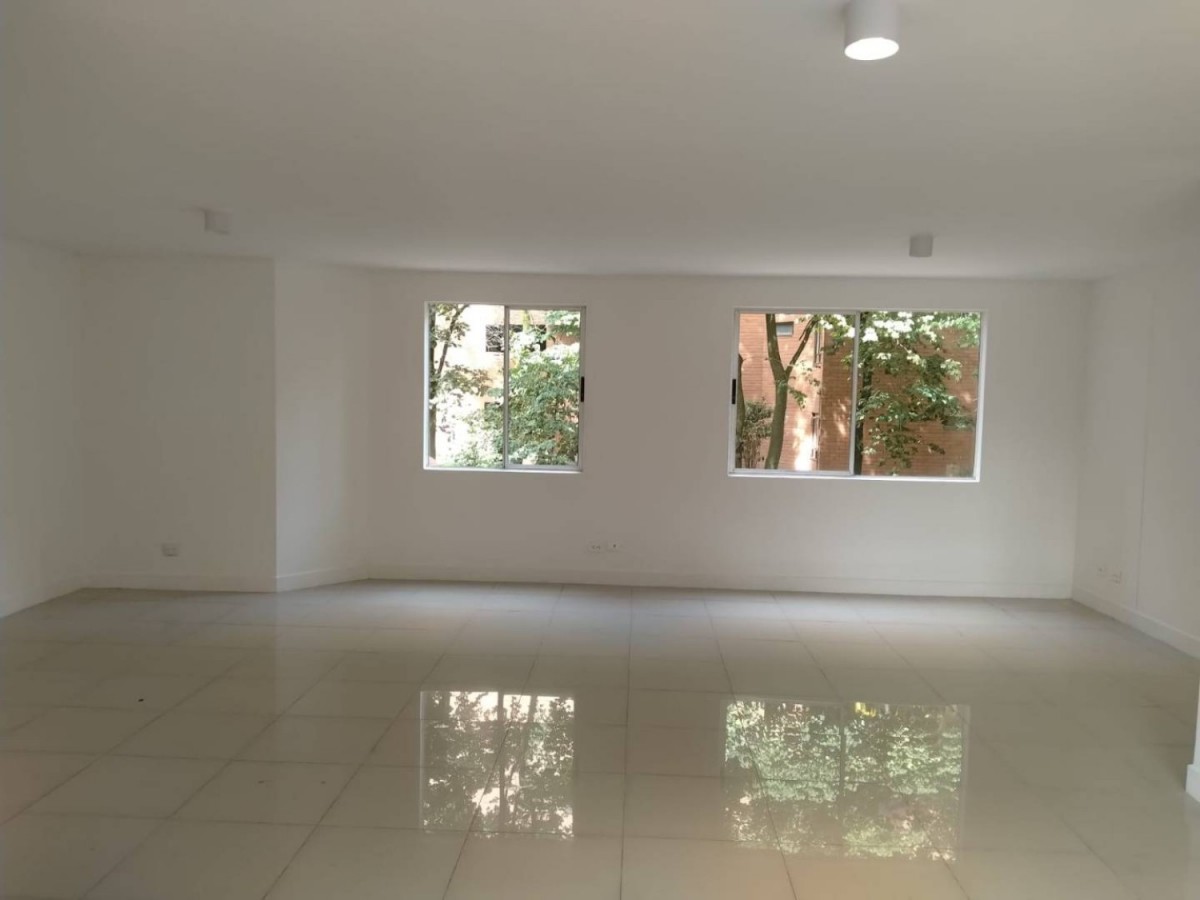 Apartamento en venta en Castropol, Medellín 3