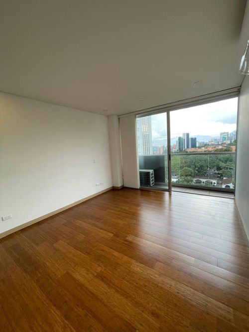 Apartamento de 1 alcoba en arriendo en El Diamante No. 2, Medellín, 65 m² · foto 6 de 13
