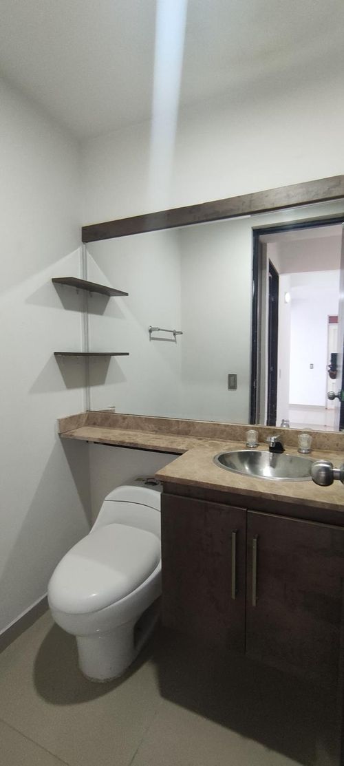 Apartamento de 3 alcobas en venta en El Limonar, Cali, 70 m² · foto 11 de 16