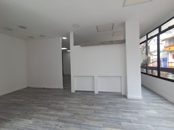 Oficina en arriendo en Sector Plaza De Bolivar, Pereira, 65 m² · foto 2 de 8