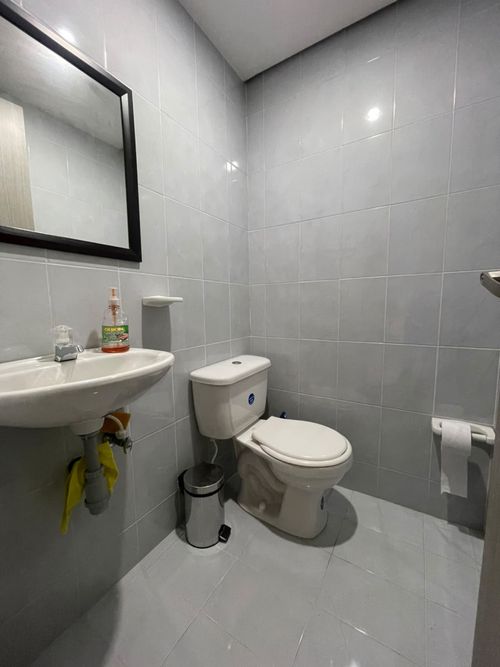 Oficina en arriendo en Patio Bonito, Medellín, 38 m² · foto 5 de 5