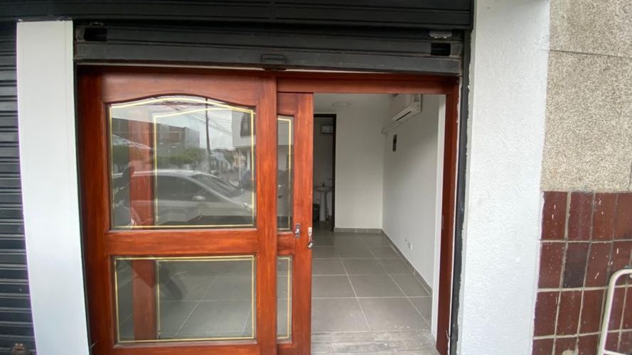 Local en arriendo en Bretaña, Cali, 30 m² · foto 9 de 12
