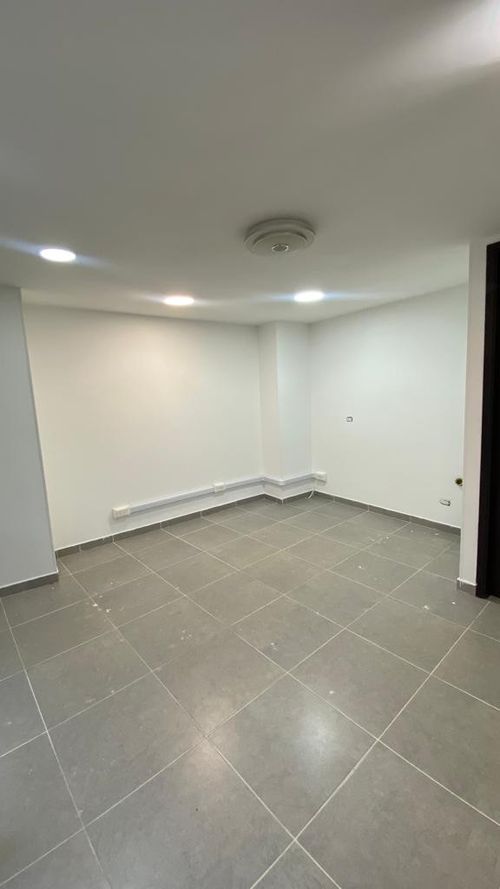 Local en arriendo en Bretaña, Cali, 30 m² · foto 2 de 12
