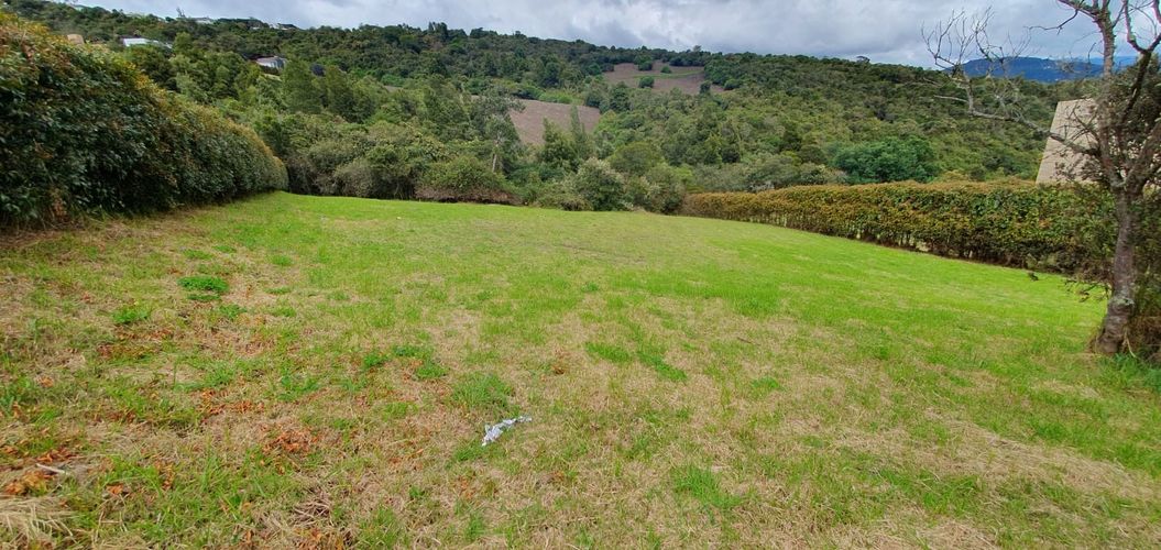 Lote en venta en Yerbabonita Bosque Nativo, Sopó, 2161 m² · foto 3 de 4