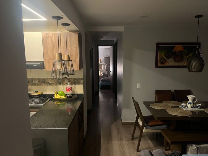 Apartamento de 3 alcobas en venta en Echavarria, Madrid, 66 m² · foto 2 de 15