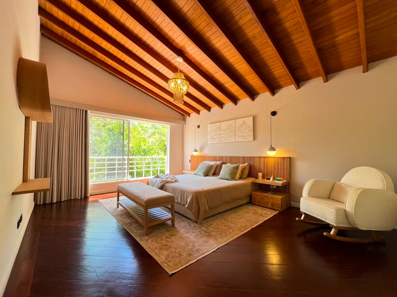 Casa en arriendo en El Poblado, Medellín · foto 10 de 20