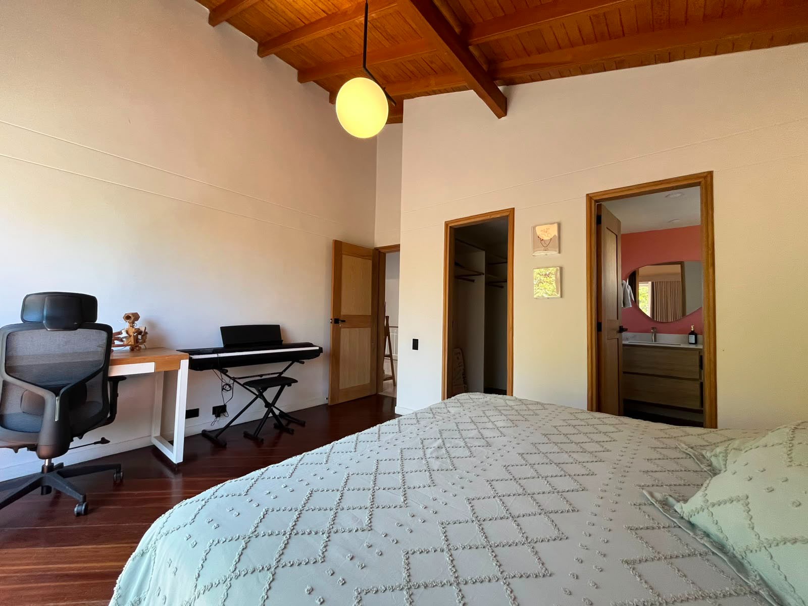 Casa en arriendo en El Poblado, Medellín · foto 12 de 20