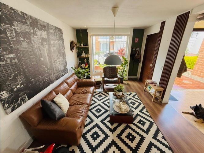 Casa de 3 alcobas en venta en La Ceja, 135 m² · foto 2 de 15