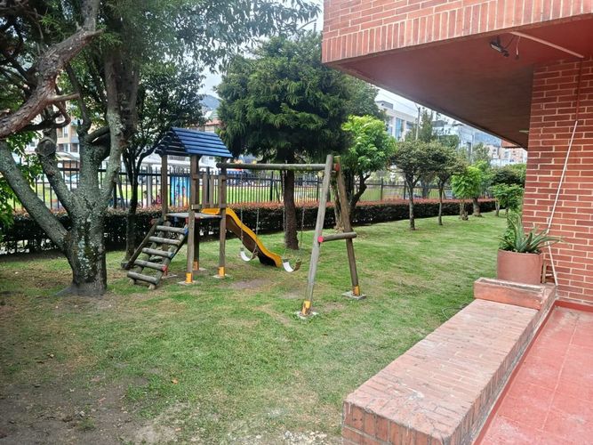 Apartamento de 3 alcobas en arriendo en Santa Barbara, Bogotá, 124 m² · foto 12 de 14