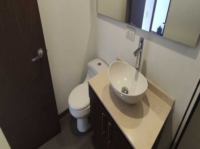Apartamento de 2 alcobas en arriendo en Alejandría, Medellín, 95 m² · foto 20 de 24
