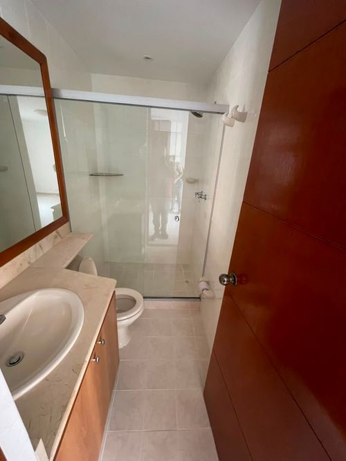 Apartamento de 3 alcobas en arriendo en La Frontera, Medellín, 112 m² · foto 7 de 17